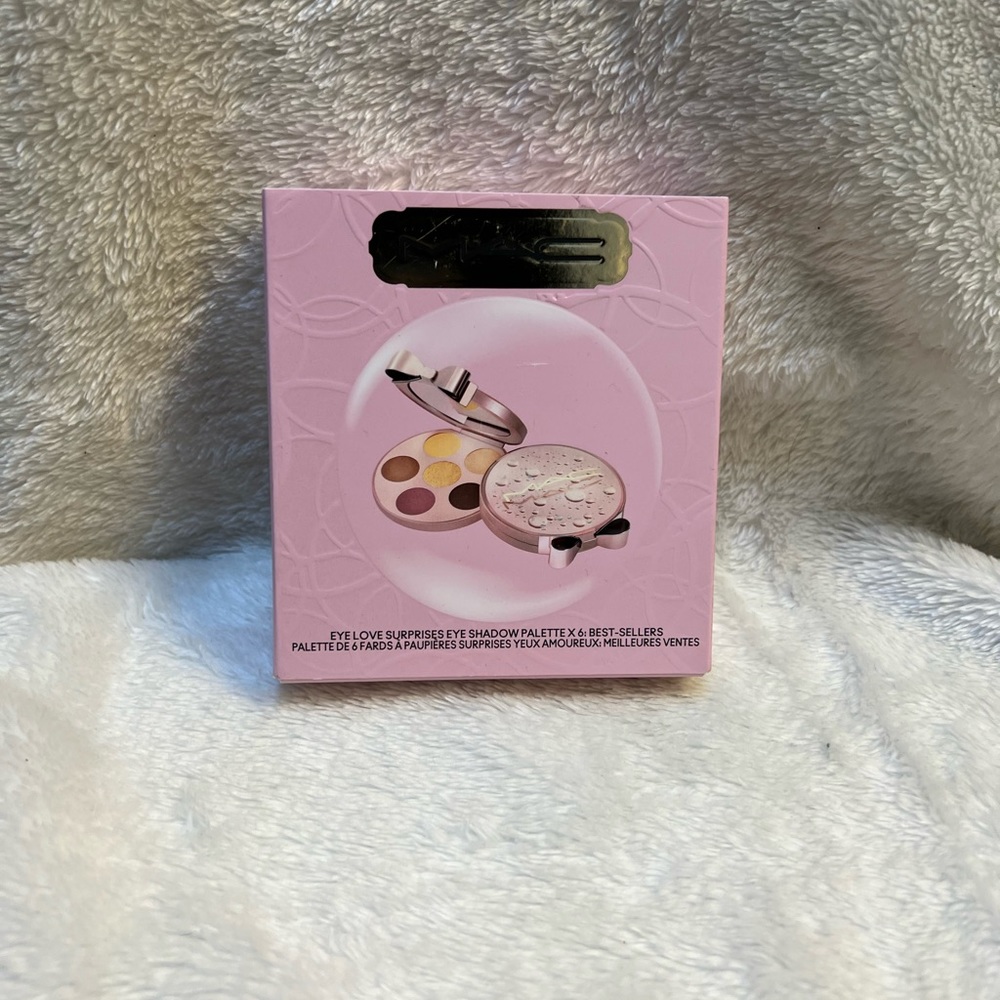 Mac eyeshadow x 6- Mac Holiday 2022- Best Sellers- BNIB